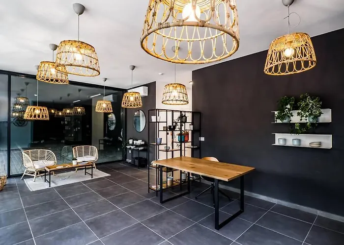 My Campus 1 Bdrm, Mountain View, Free Parking, Self Check-in Lejlighed Sofia