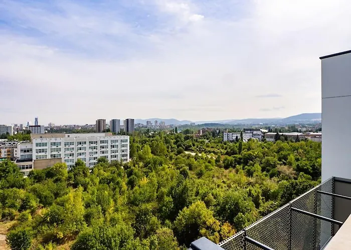 My Campus 1 Bdrm, Mountain View, Free Parking, Self Check-in